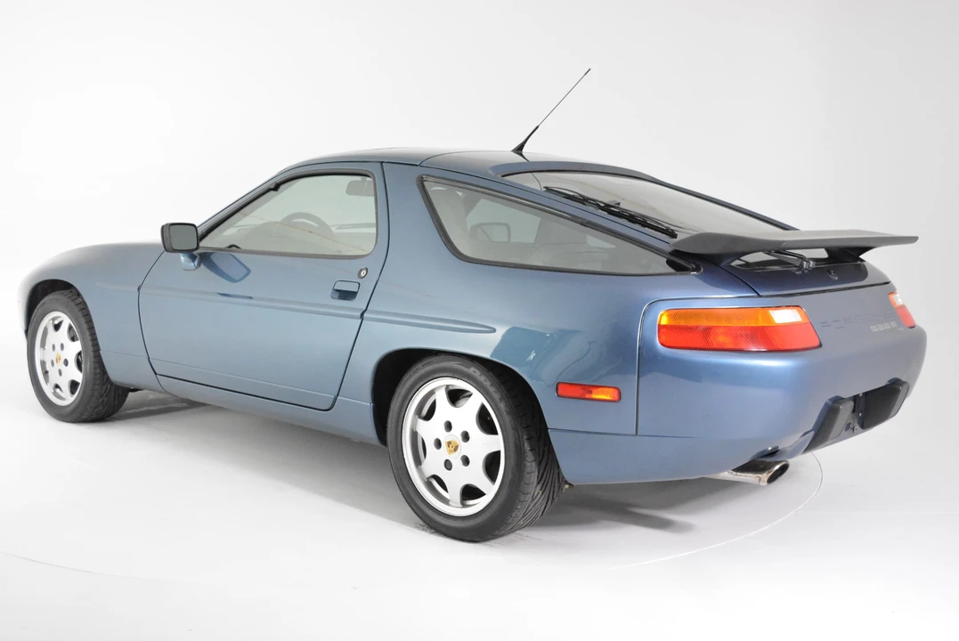 1989 Porsche 928 S4 - Image 5 of 31