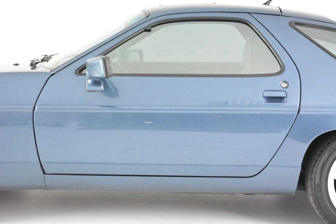 1989 Porsche 928 S4 - Image 9 of 31
