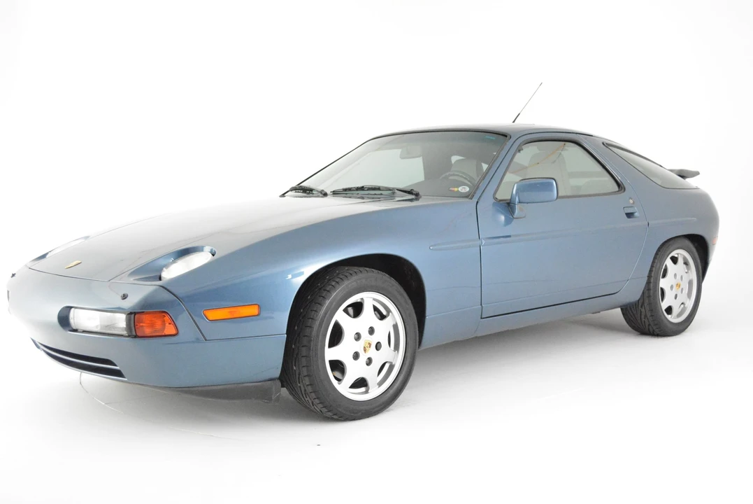 1989 Porsche 928 S4 - Image 13 of 31