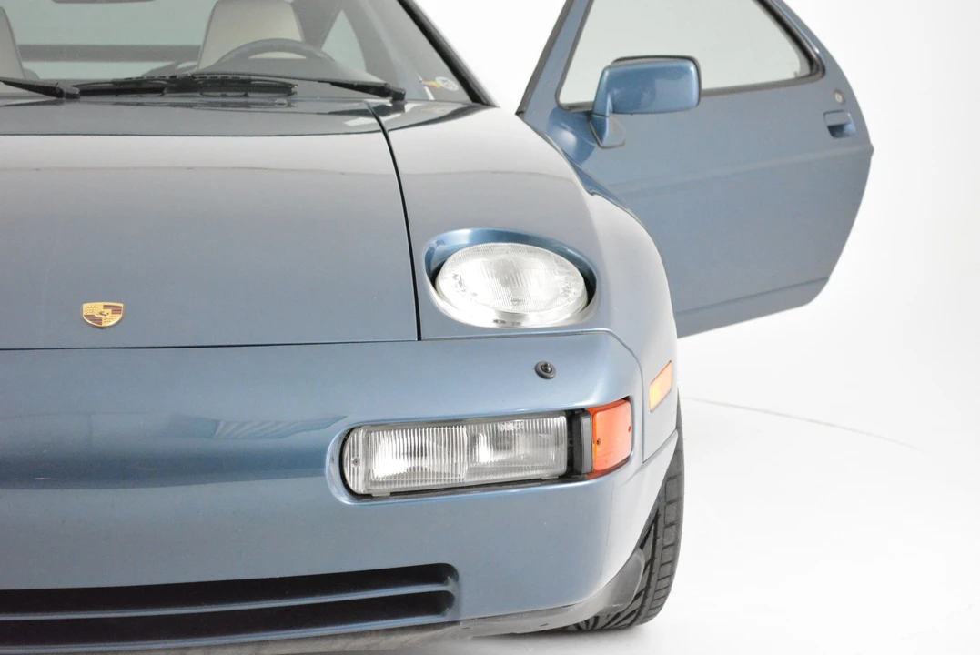 1989 Porsche 928 S4 - Image 18 of 31