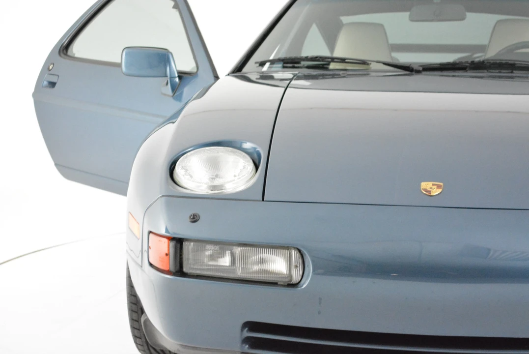 1989 Porsche 928 S4 - Image 19 of 31