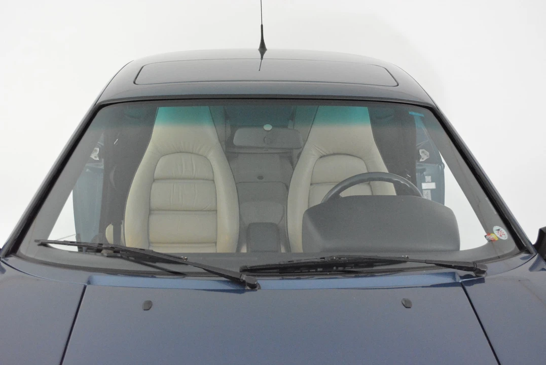 1989 Porsche 928 S4 - Image 22 of 31