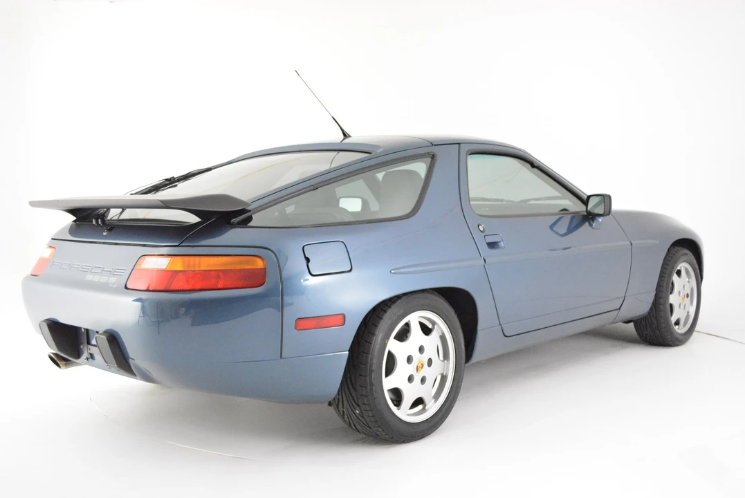 1989 Porsche 928 S4 - Image 3 of 31