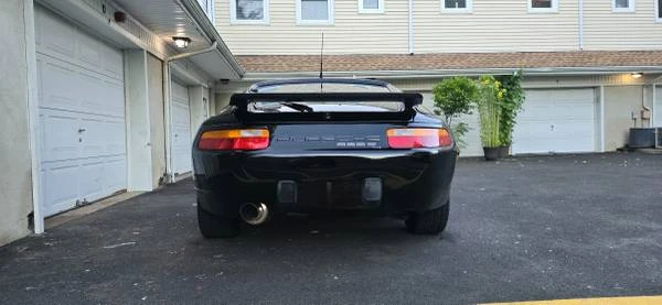 1989 Porsche 928 S4 - Image 2 of 21
