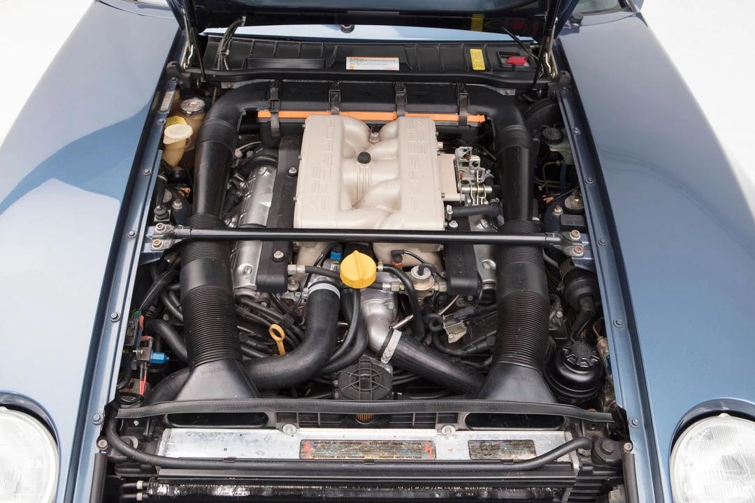 1989 Porsche 928 S4 - Image 5 of 24
