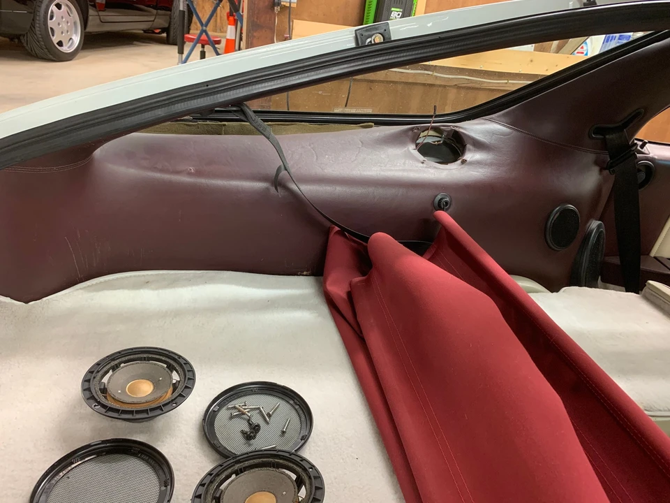 1989 Porsche 928 S4 - Image 13 of 26