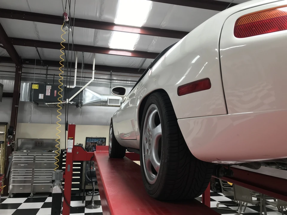 1989 Porsche 928 S4 - Image 20 of 31