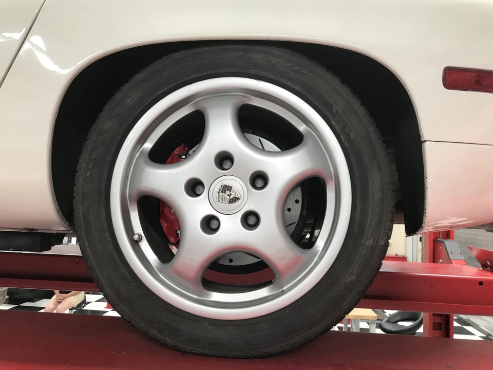 1989 Porsche 928 S4 - Image 24 of 31