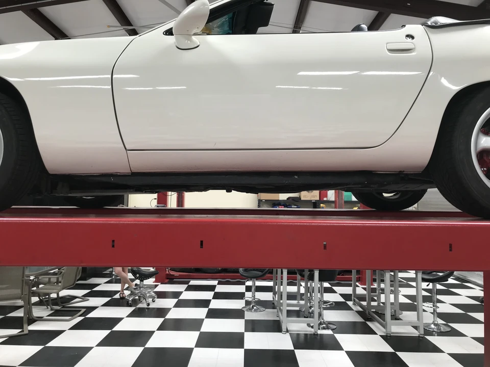 1989 Porsche 928 S4 - Image 19 of 31