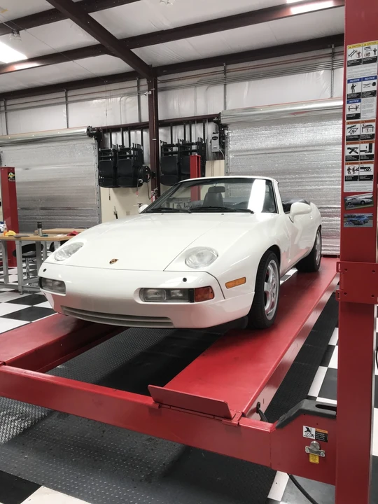 1989 Porsche 928 S4 - Image 8 of 31