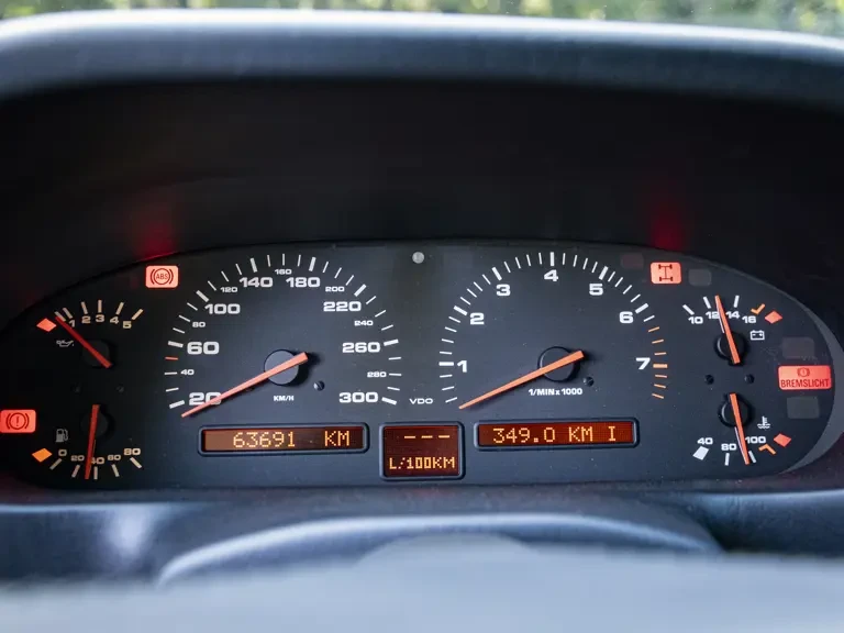 1989 Porsche 928 S4 CS/SE - Image 14 of 31