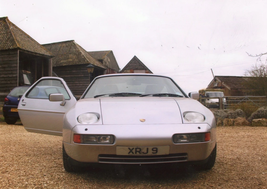 1989 Porsche 928 S4 - Image 3 of 11