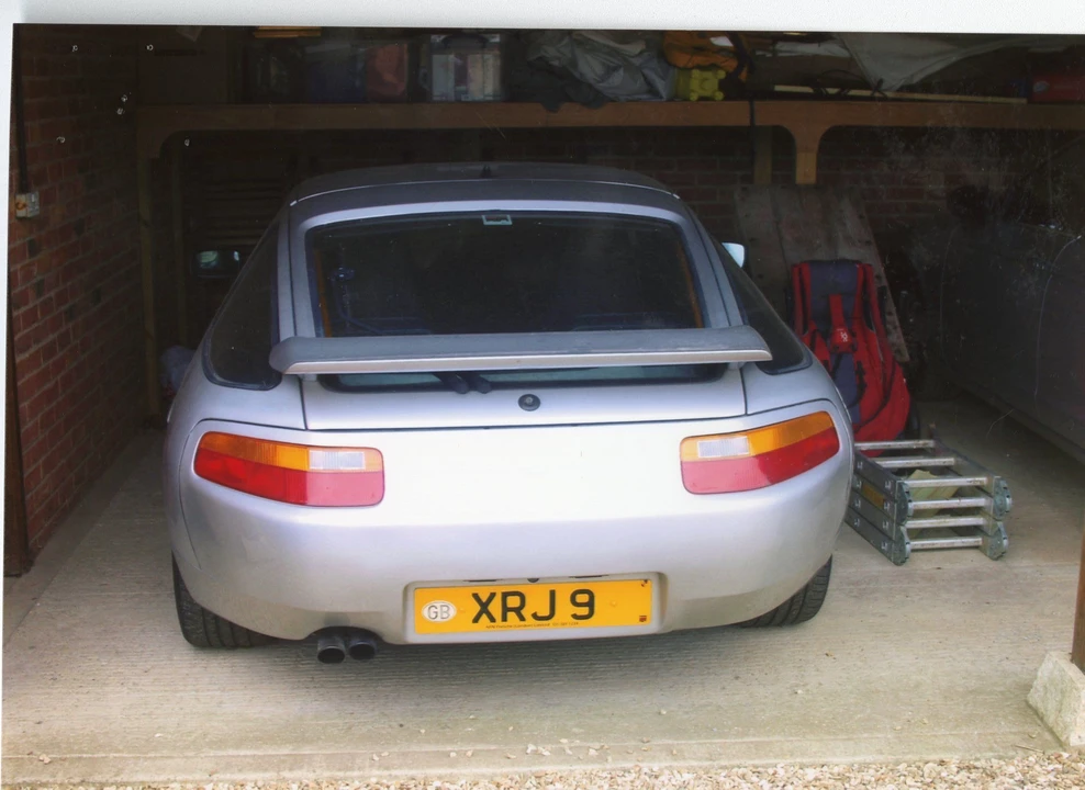 1989 Porsche 928 S4 - Image 5 of 11