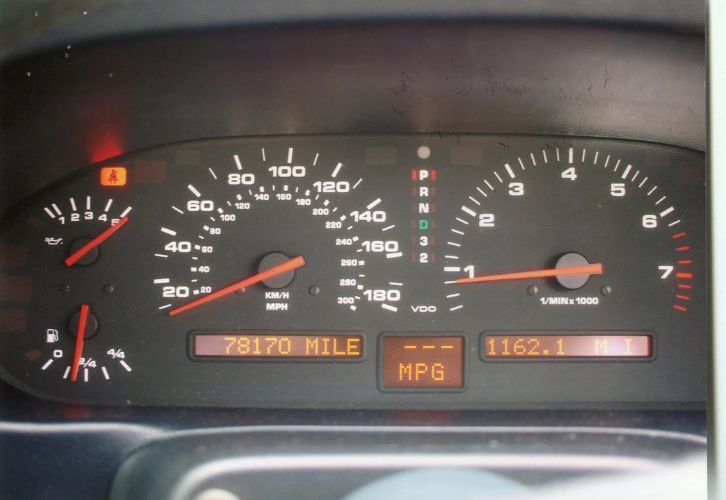 1989 Porsche 928 S4 - Image 7 of 11