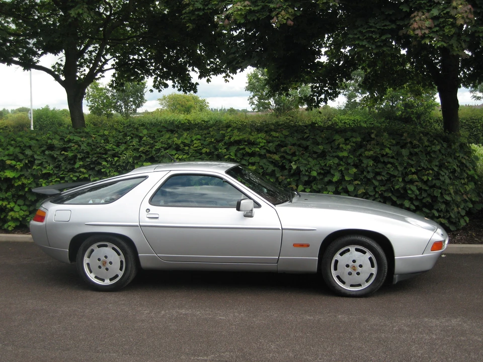 1989 Porsche 928 S4 - Image 3 of 3