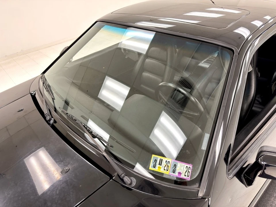 1989 Porsche 928 S4 - Image 12 of 21