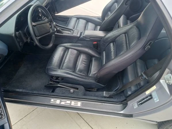1989 Porsche 928 S4 - Image 13 of 20