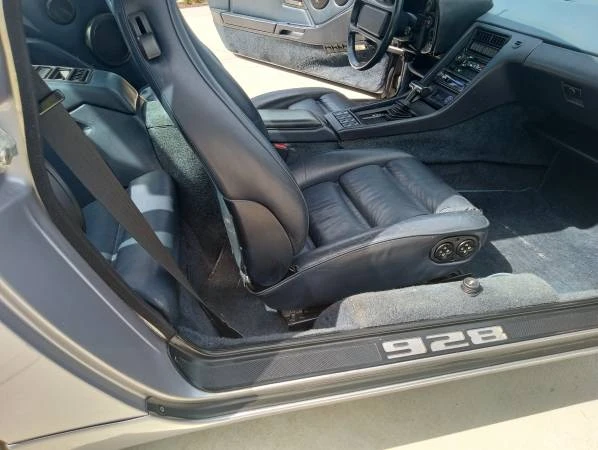 1989 Porsche 928 S4 - Image 16 of 21