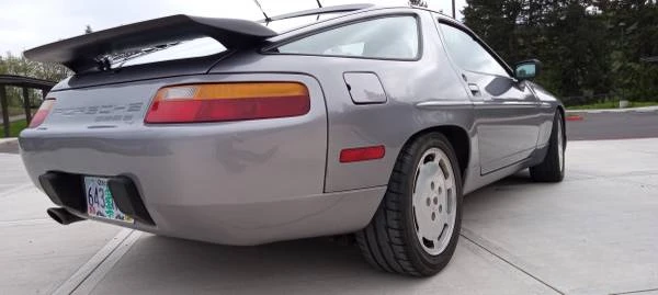 1989 Porsche 928 S4 - Image 11 of 21