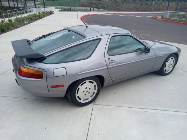 1989 Porsche 928 S4 - Image 16 of 20
