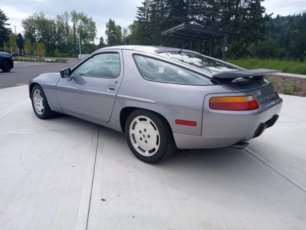 1989 Porsche 928 S4 - Image 15 of 20