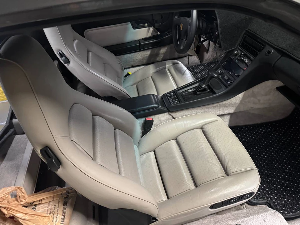 1989 Porsche 928 S4 - Image 8 of 10