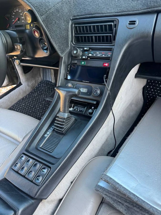 1989 Porsche 928 S4 - Image 4 of 10