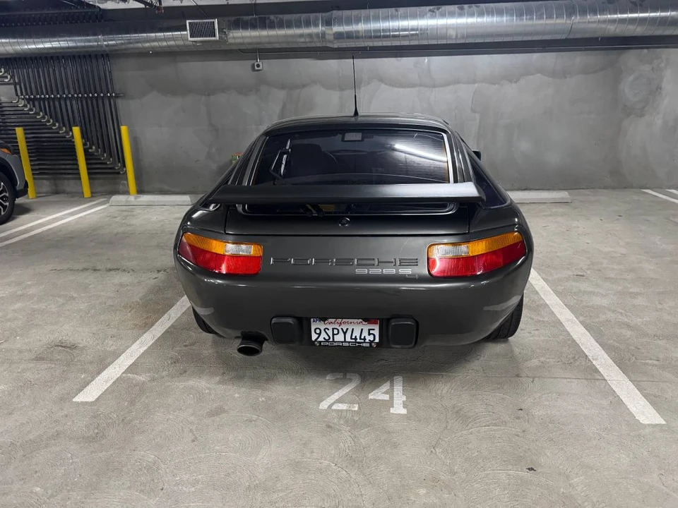 1989 Porsche 928 S4 - Image 5 of 10