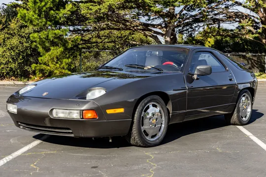 1989 Porsche 928 S4