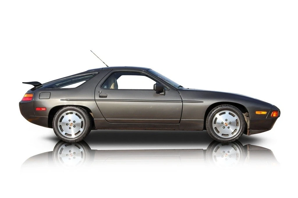 1989 Porsche 928 S4 - Image 2 of 12