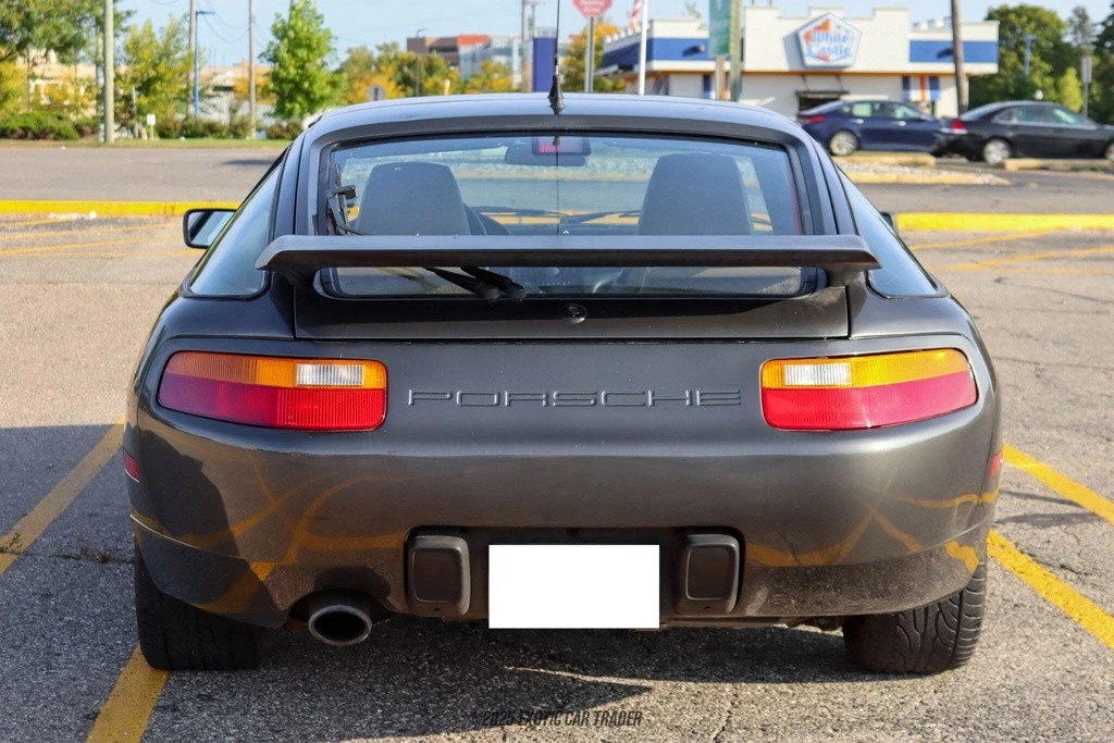 1989 Porsche 928 S4 - Image 7 of 12