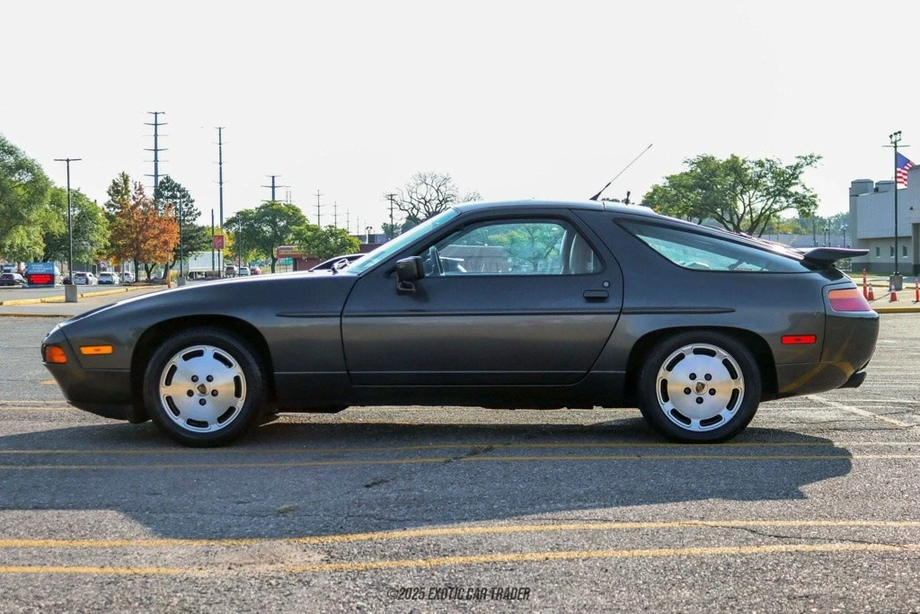 1989 Porsche 928 S4 - Image 3 of 12