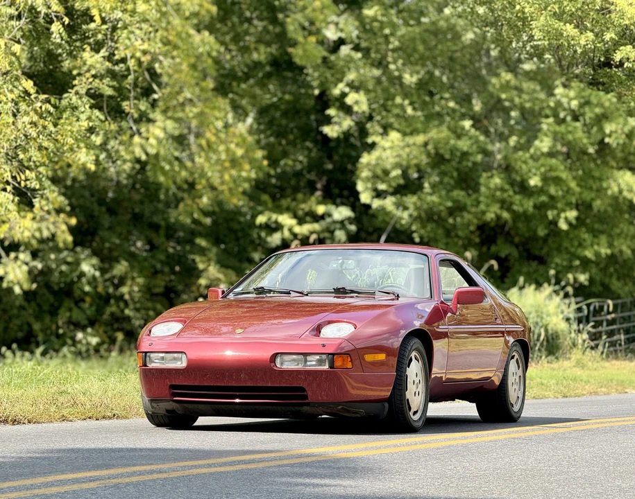 1989 Porsche 928 S4 - Image 24 of 31