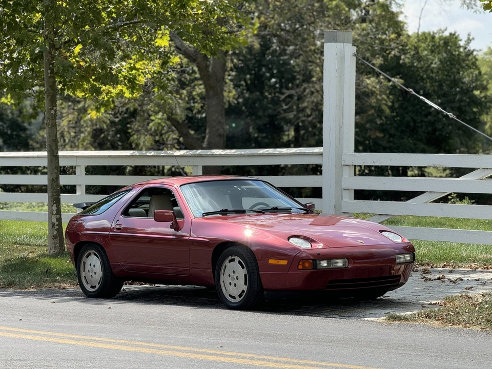 1989 Porsche 928 S4 - Image 30 of 31