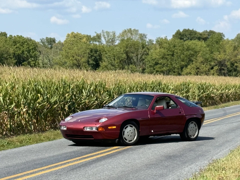 1989 Porsche 928 S4 - Image 19 of 31