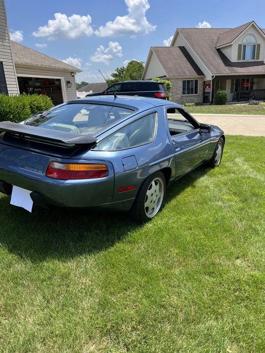 1989 Porsche 928 S4 - Image 7 of 31