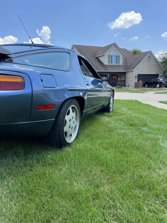 1989 Porsche 928 S4 - Image 18 of 31