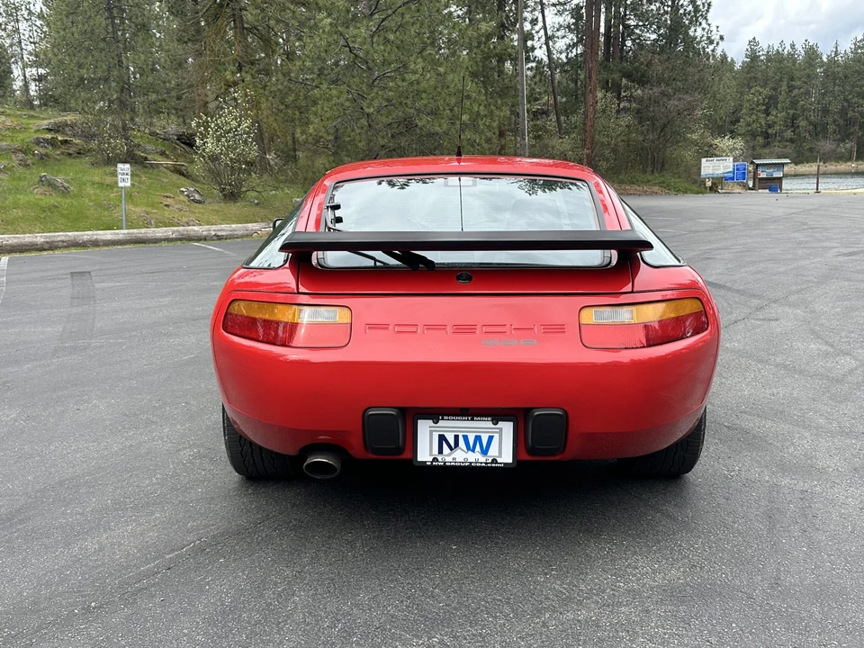 1989 Porsche 928 S4 - Image 19 of 31
