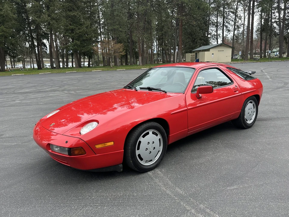 1989 Porsche 928 S4 - Image 4 of 31