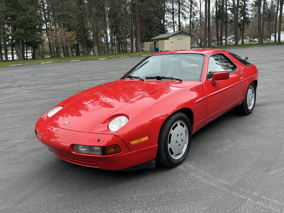 1989 Porsche 928 S4 - Image 3 of 31