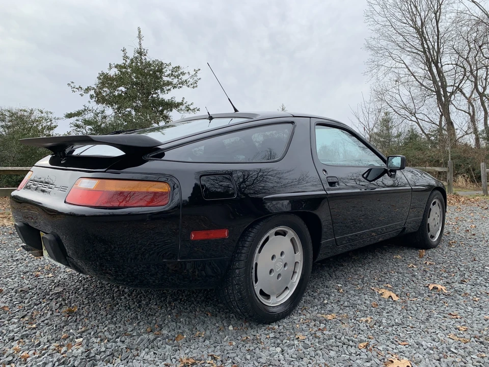 1989 Porsche 928 S4 - Image 6 of 31