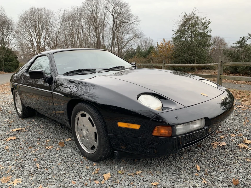 1989 Porsche 928 S4 - Image 8 of 31