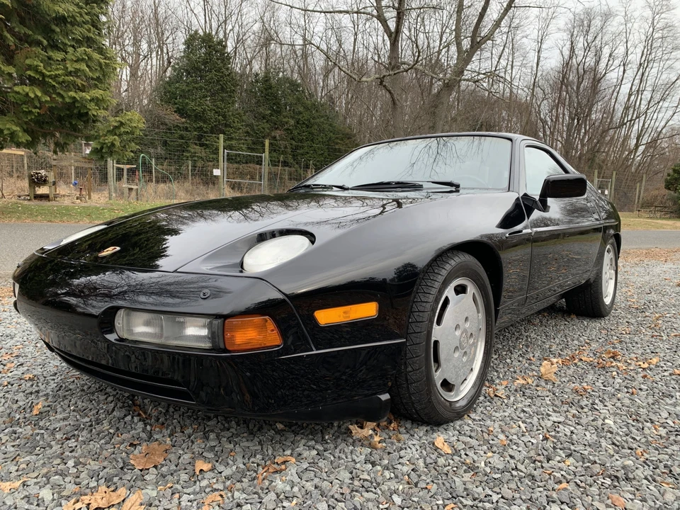 1989 Porsche 928 S4 - Image 10 of 31