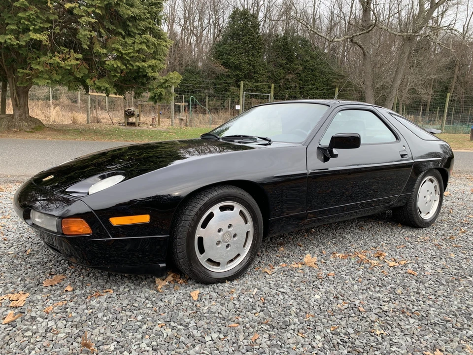 1989 Porsche 928 S4 - Image 11 of 31