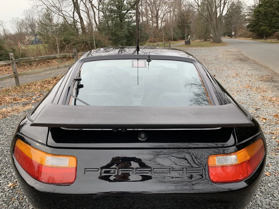 1989 Porsche 928 S4 - Image 20 of 31