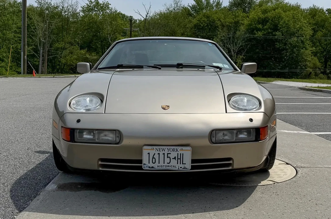 1989 Porsche 928 S4 - Image 3 of 6