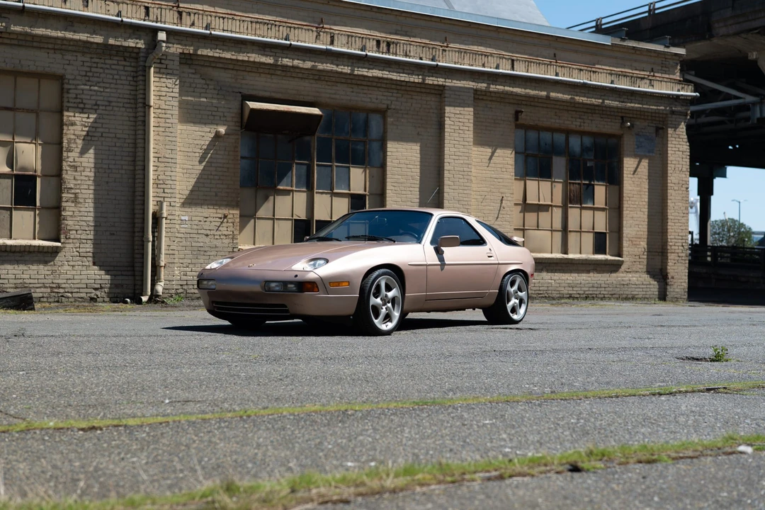 1989 Porsche 928 S4 - Image 6 of 31