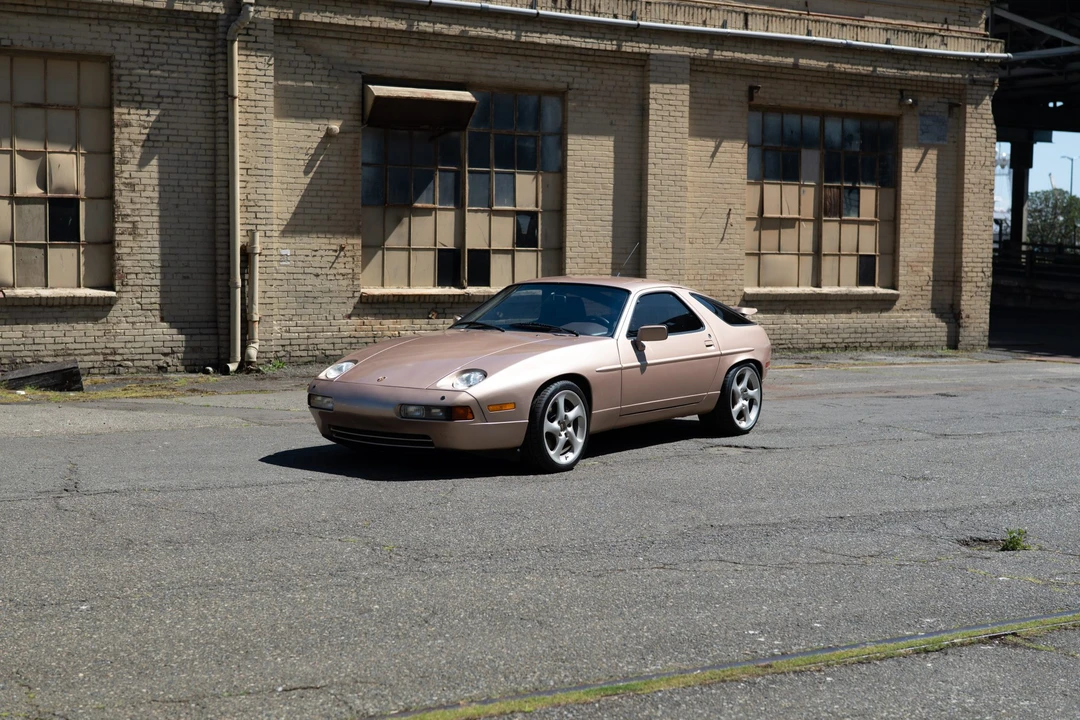1989 Porsche 928 S4 - Image 8 of 31