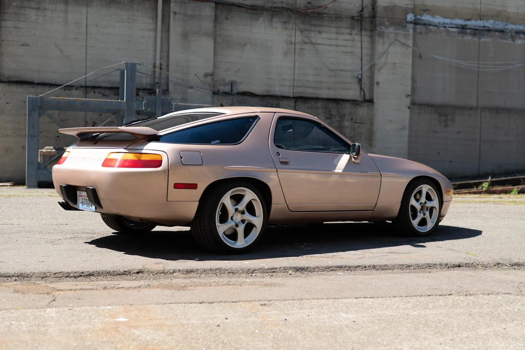 1989 Porsche 928 S4 - Image 23 of 31