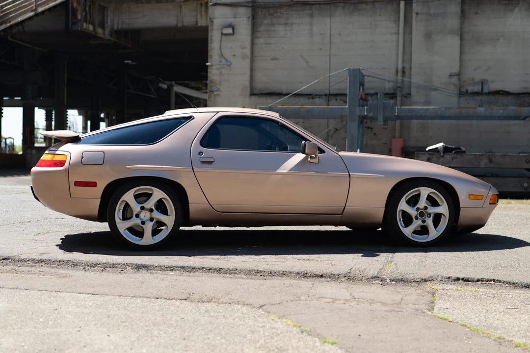 1989 Porsche 928 S4 - Image 21 of 31